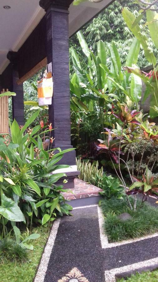 Taman Puspa Ubud  Luaran gambar